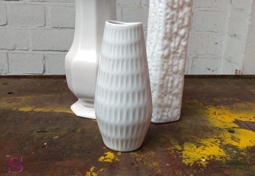 weiße Vasen